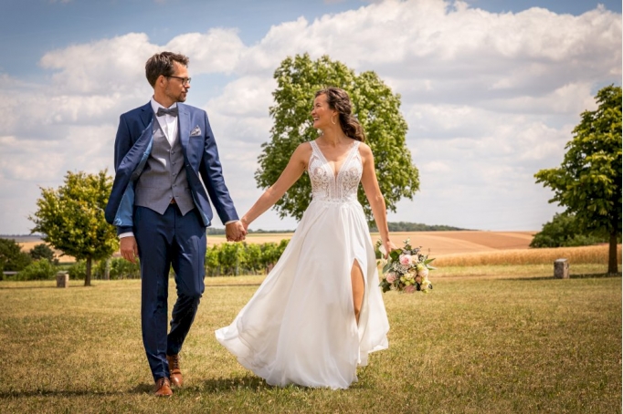 Einfühlsame, stimmungsvolle und natürliche Hochzeitfotografie