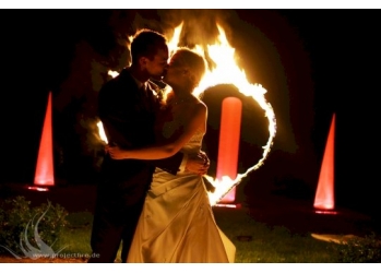 Die Show aus Feuer und Licht für Ihre Hochzeit